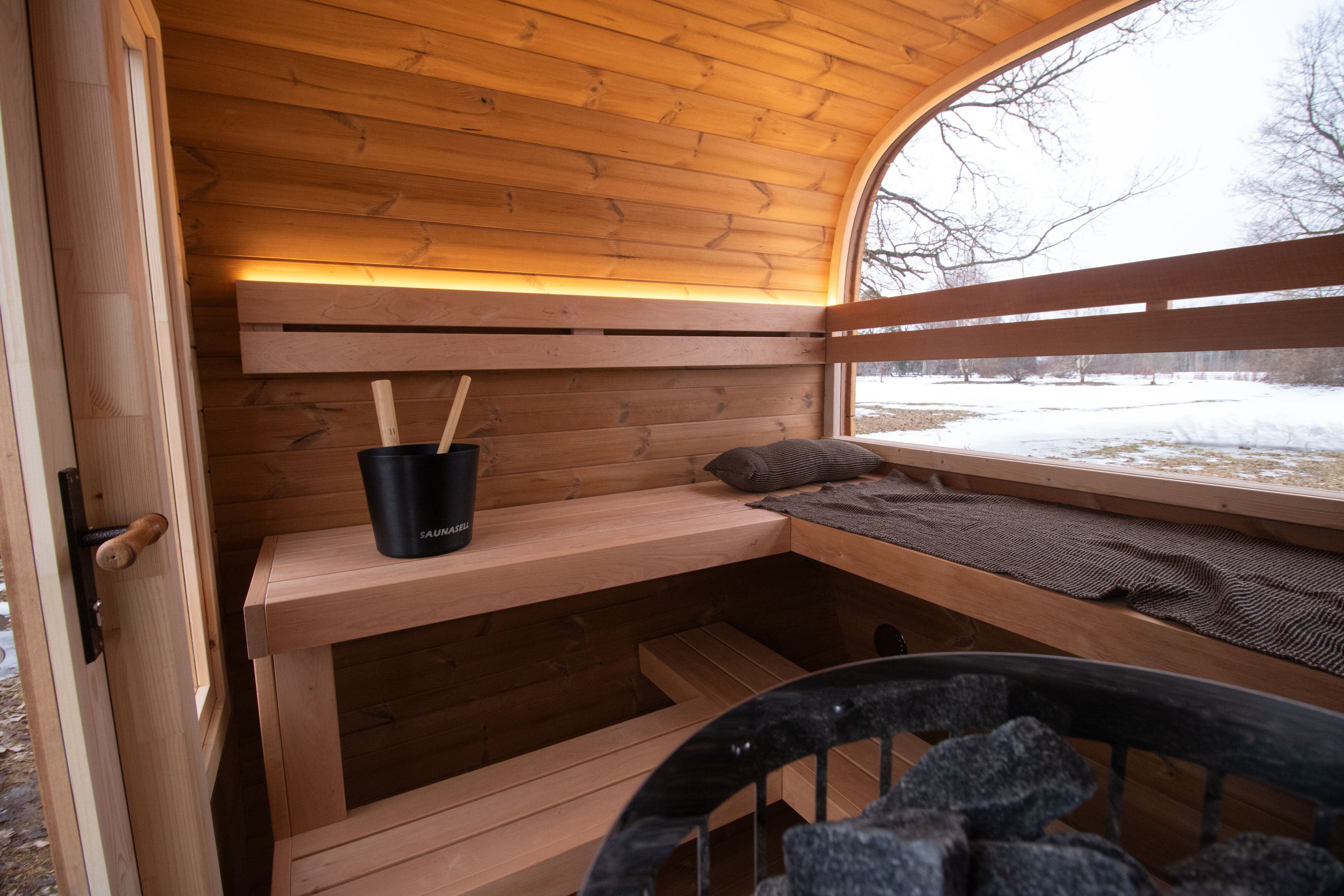 leil-dice-solo-gartensauna-thermoholz-4-personen image 8