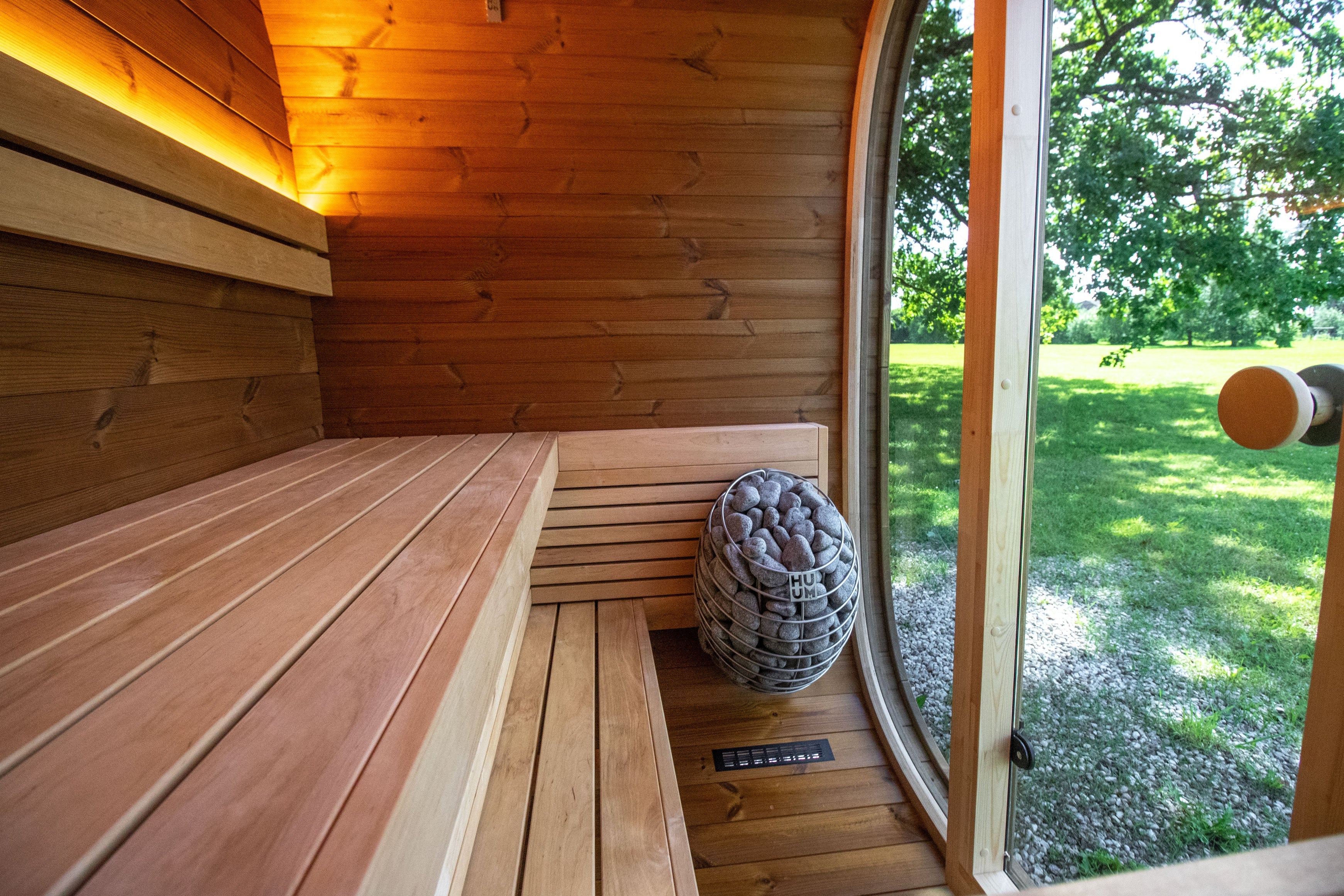 leil-dice-pocket-gartensauna-thermoholz-3-4-personen-glas image 8