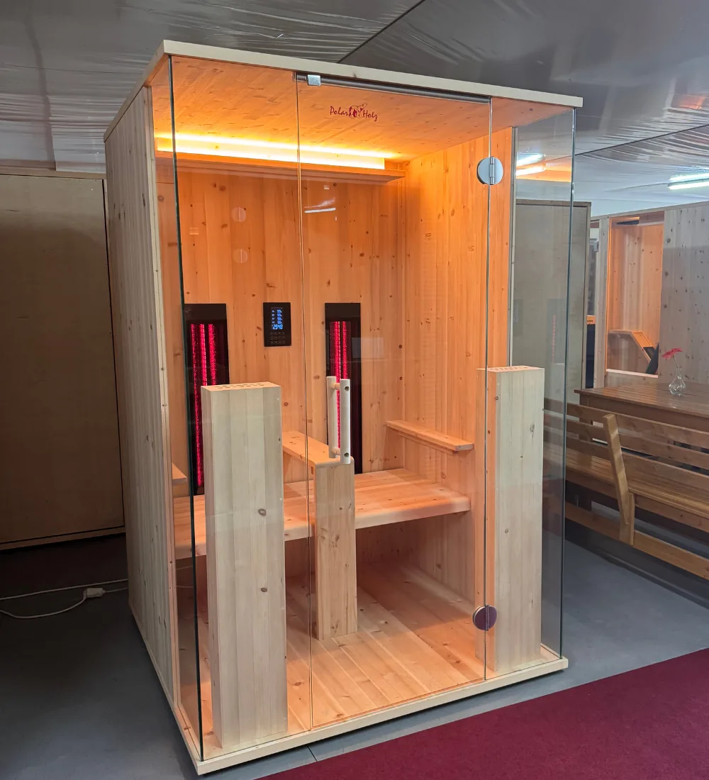 polarholz-aura-infrarotkabine-133x133-2-pers-ausstellung image 2