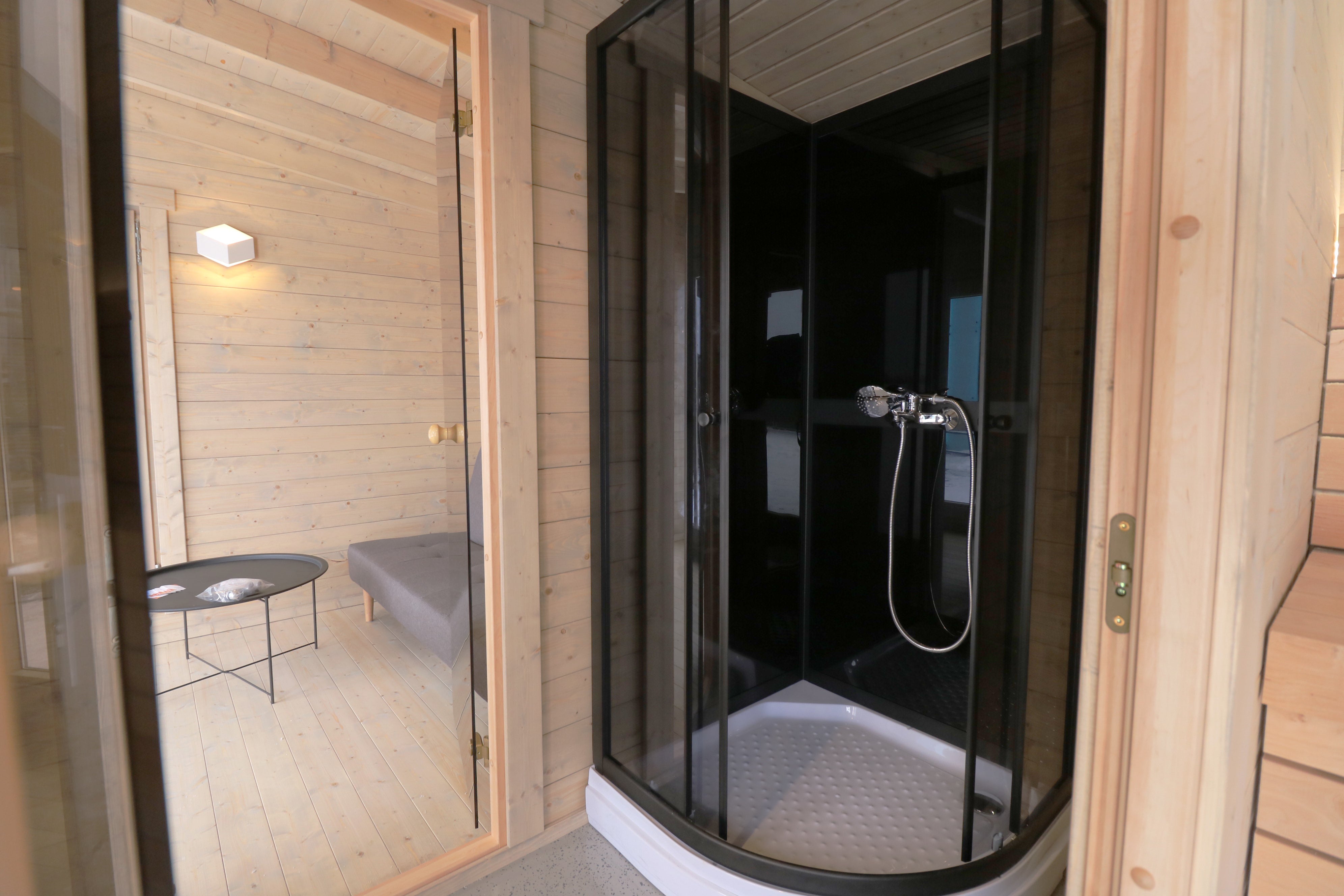 wellmia-hagen-gartensauna-fichte-mit-vorraum-558x341-cm image 7