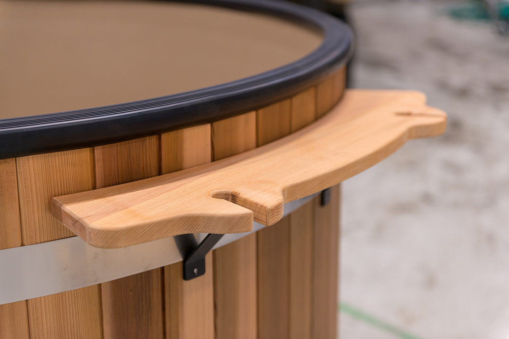 kirami-holzablage-red-cedar-kir-2442-drink-arc image 2