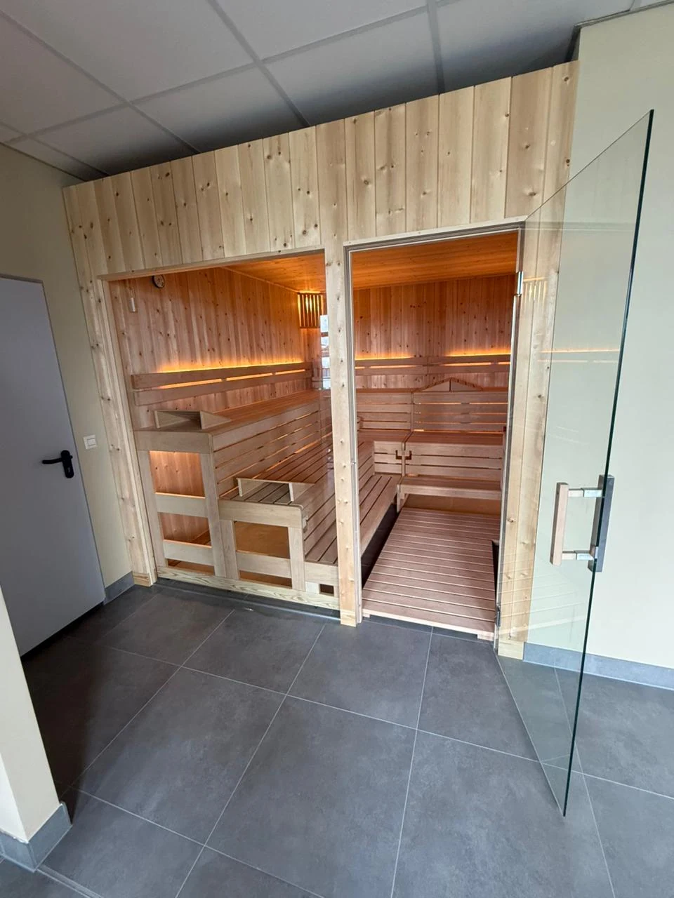 polarholz-gewerbliche-sauna-zirbe-standardsauna-festes-ma image 5