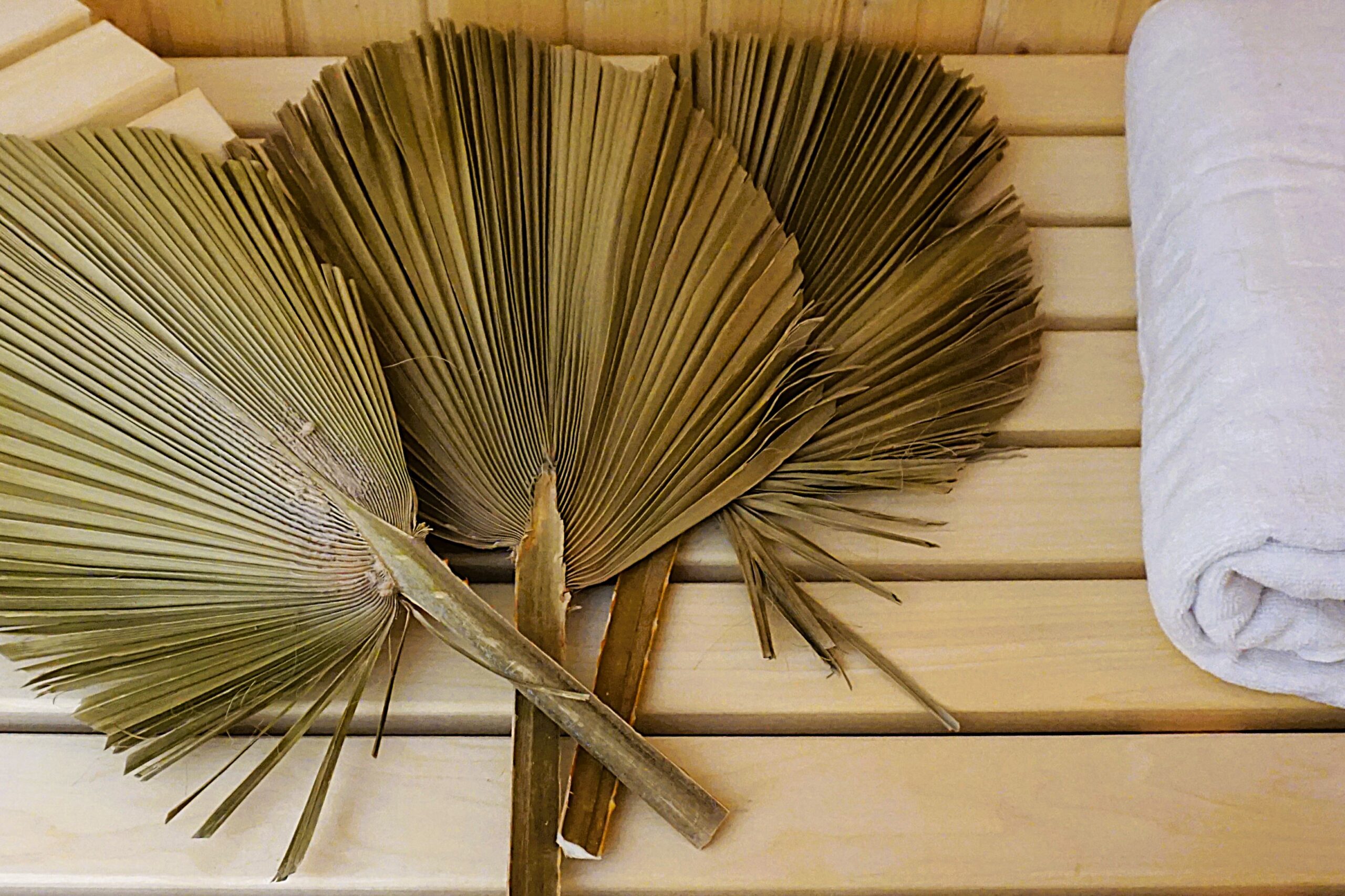 sauna-matti-aufgusst-cher-palmwedel-klein-aufgusswedel image 3