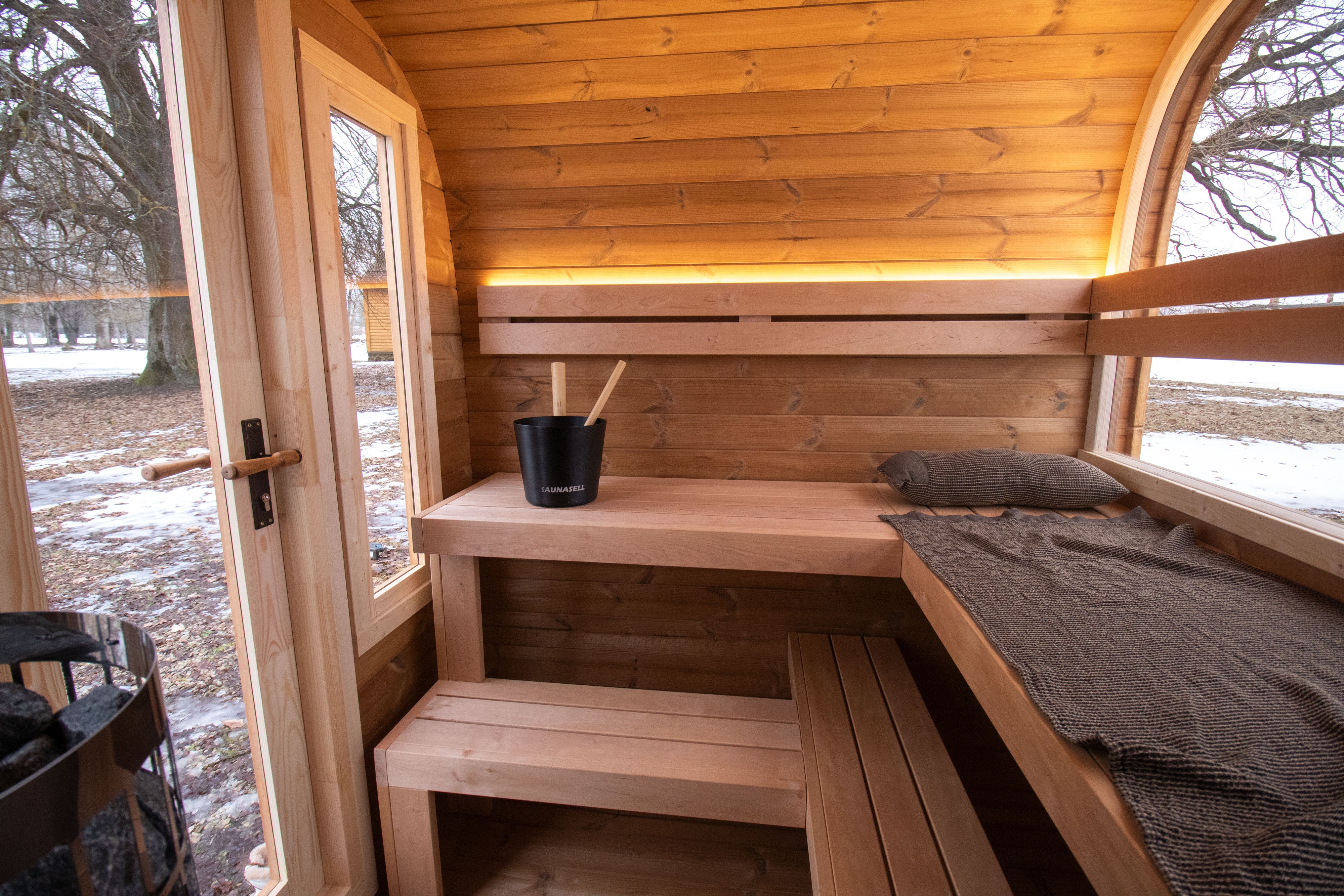 leil-dice-solo-gartensauna-thermoholz-4-personen image 6